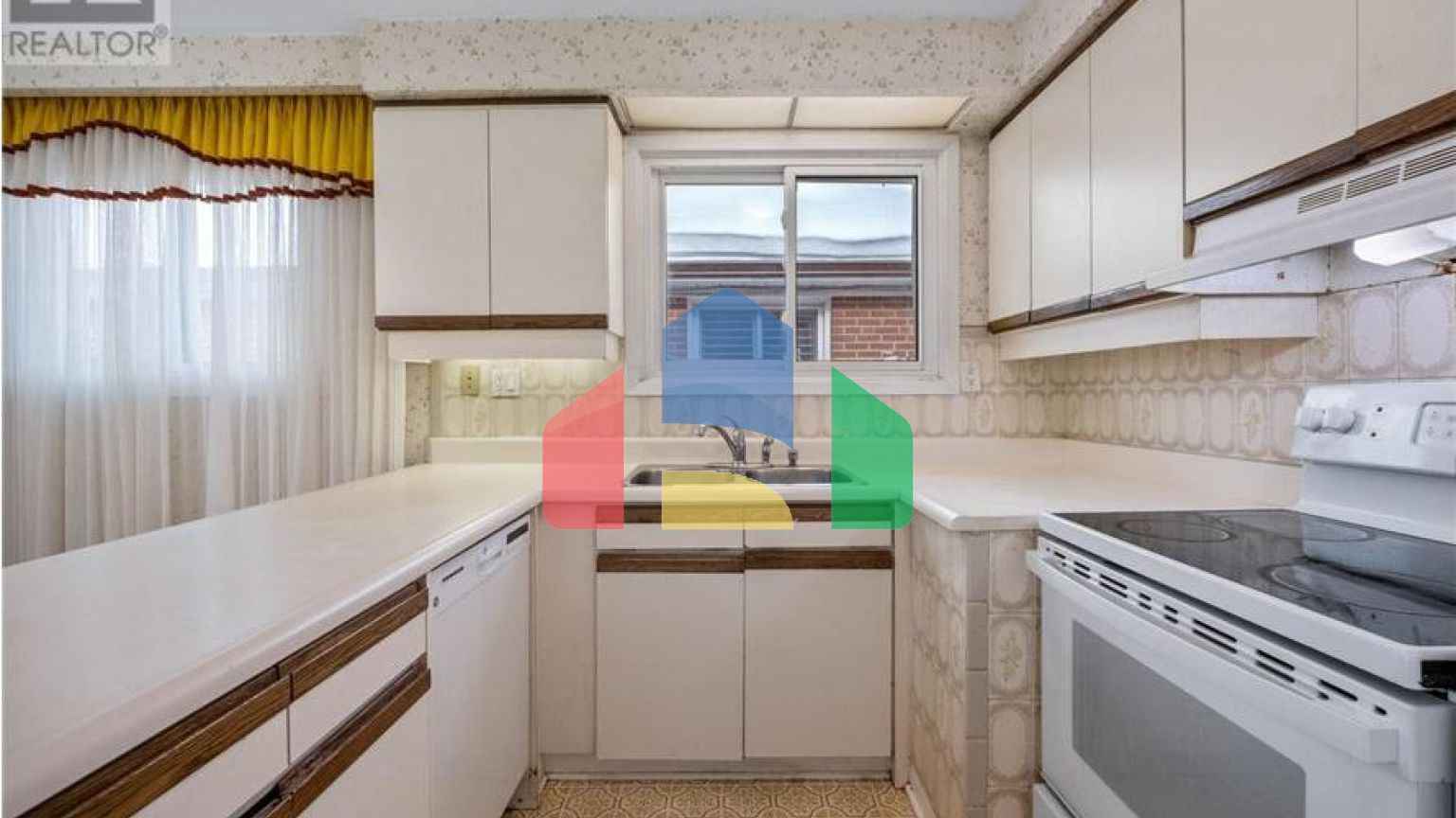 Residential - Single Family Home - Toronto, Canada - Canada