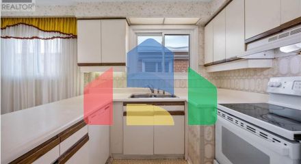 Residential - Single Family Home - Toronto, Canada - Canada