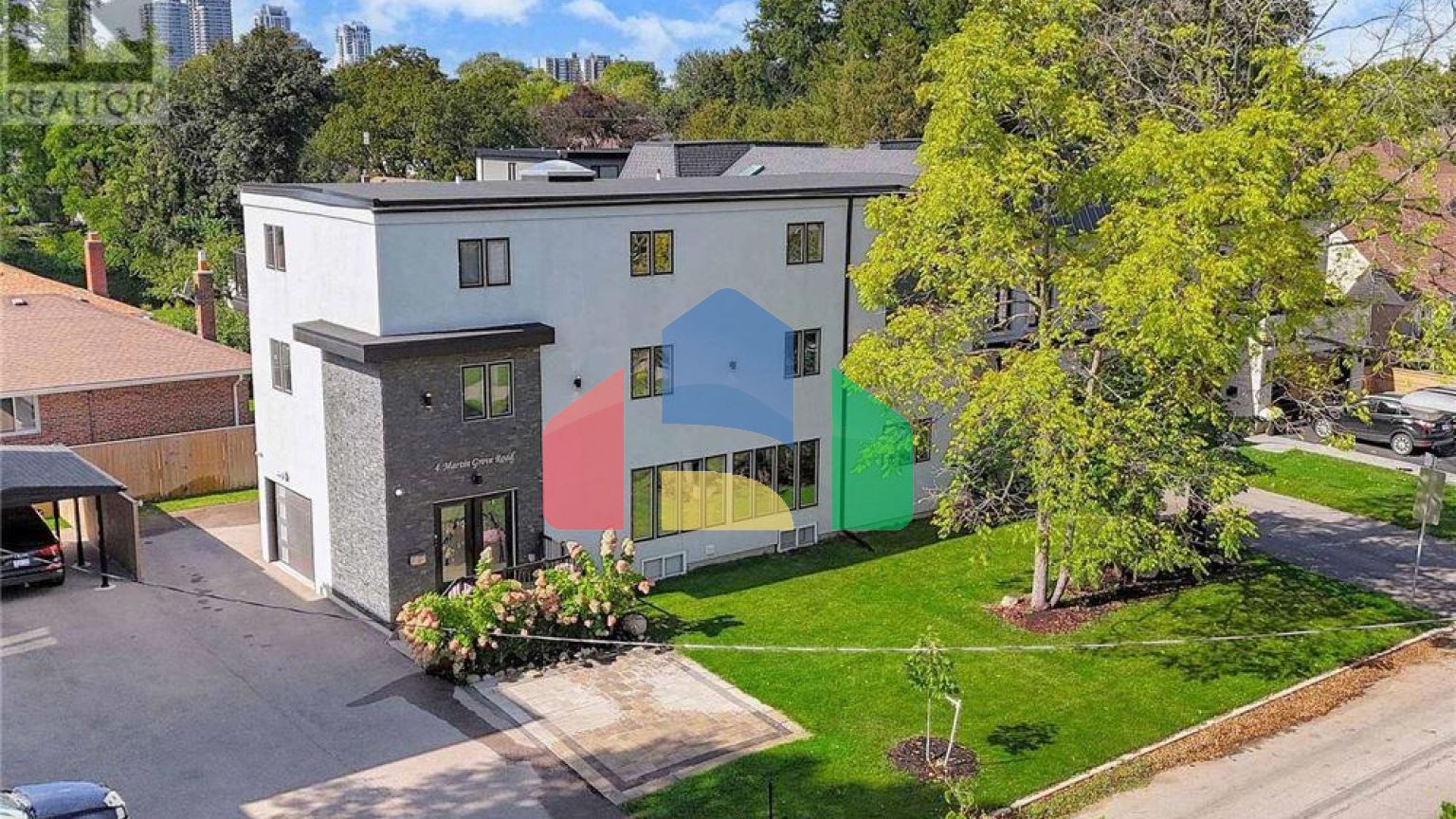 Residential - Single Family Home - Toronto, Canada - Canada