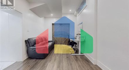 Residential - Single Family Home - Toronto, Canada - Canada