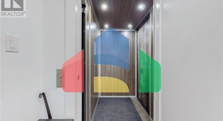 Residential - Single Family Home - Toronto, Canada - Canada