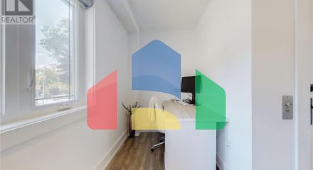 Residential - Single Family Home - Toronto, Canada - Canada