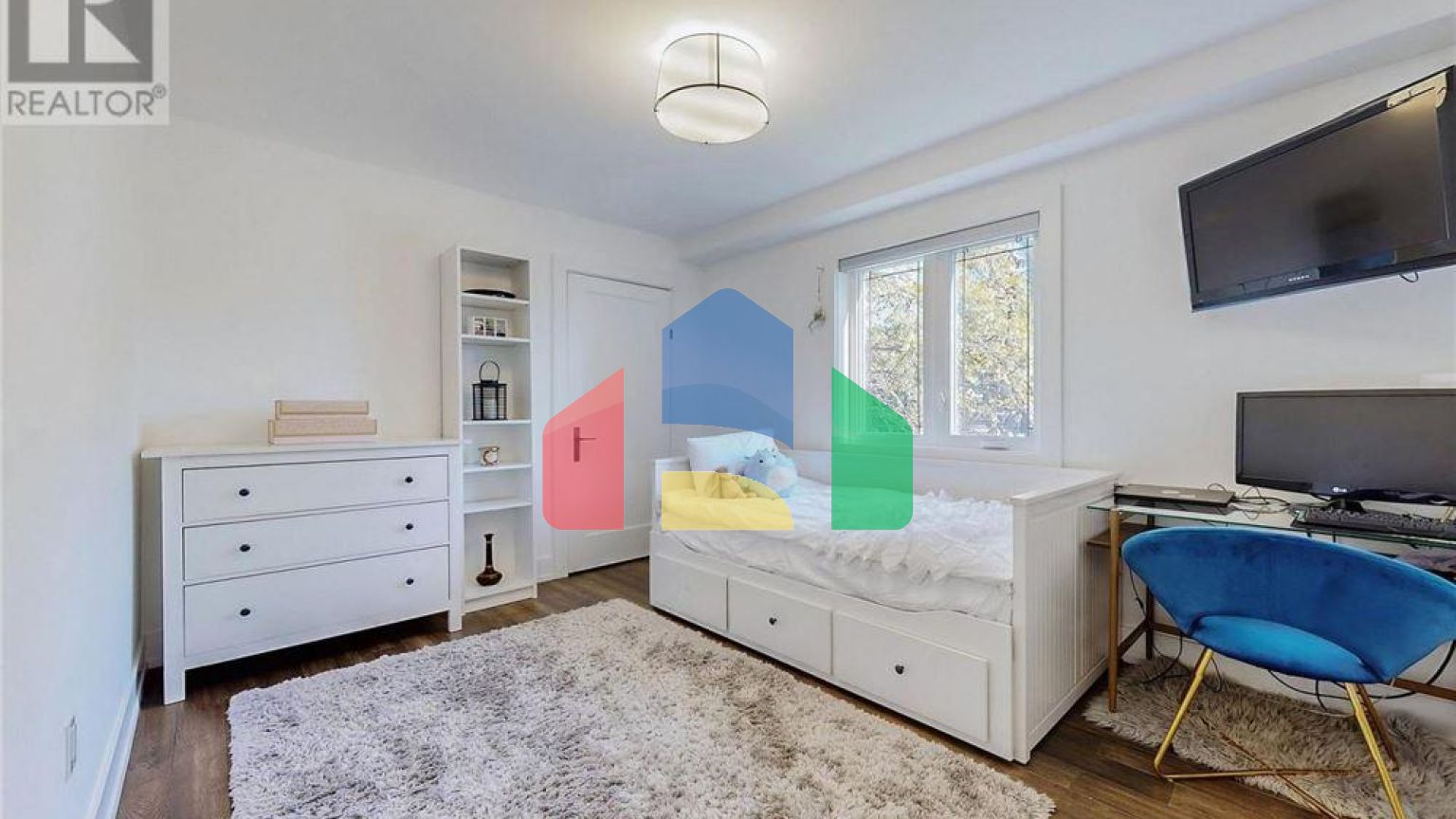 Residential - Single Family Home - Toronto, Canada - Canada