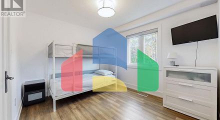 Residential - Single Family Home - Toronto, Canada - Canada