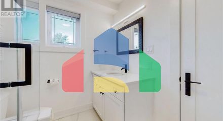 Residential - Single Family Home - Toronto, Canada - Canada