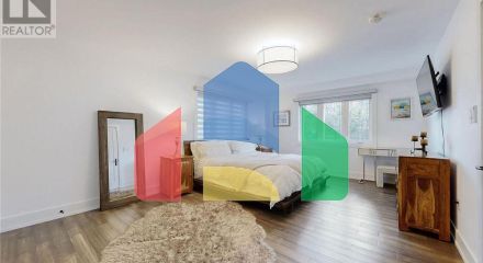 Residential - Single Family Home - Toronto, Canada - Canada