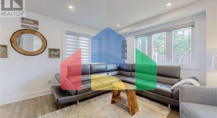 Residential - Single Family Home - Toronto, Canada - Canada