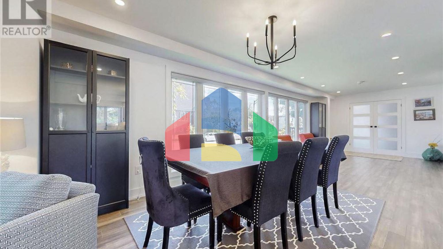 Residential - Single Family Home - Toronto, Canada - Canada