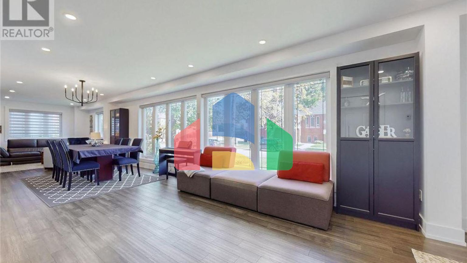 Residential - Single Family Home - Toronto, Canada - Canada