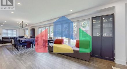 Residential - Single Family Home - Toronto, Canada - Canada