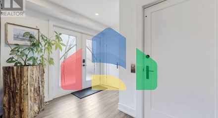 Residential - Single Family Home - Toronto, Canada - Canada