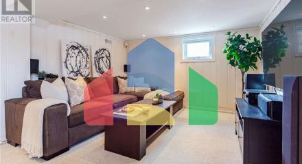 Residential - Single Family Home - Toronto, Canada - Canada