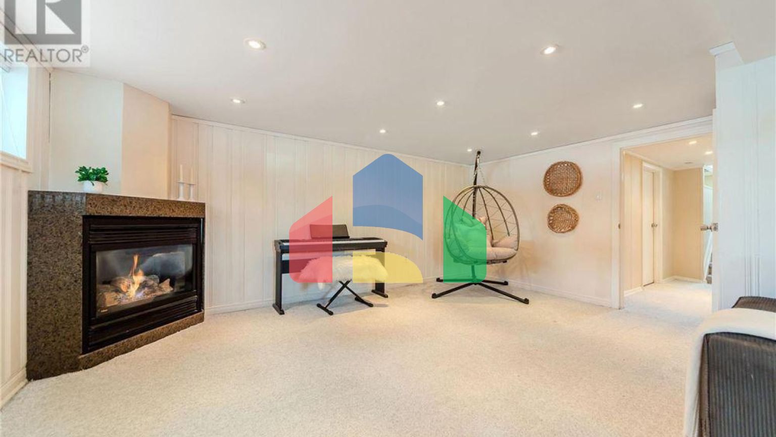 Residential - Single Family Home - Toronto, Canada - Canada