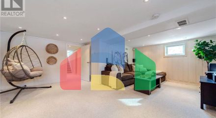 Residential - Single Family Home - Toronto, Canada - Canada