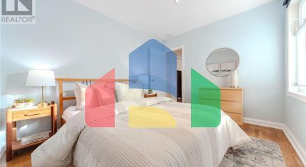 Residential - Single Family Home - Toronto, Canada - Canada