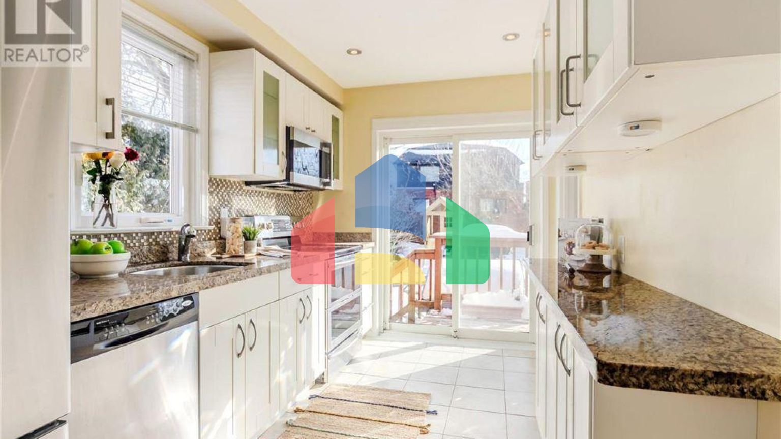 Residential - Single Family Home - Toronto, Canada - Canada