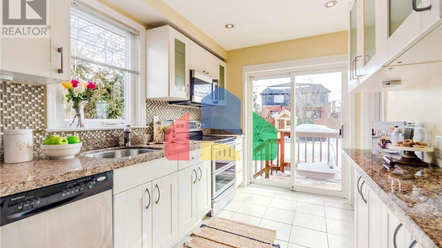 Residential - Single Family Home - Toronto, Canada - Canada