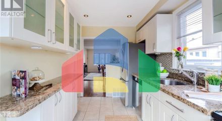 Residential - Single Family Home - Toronto, Canada - Canada