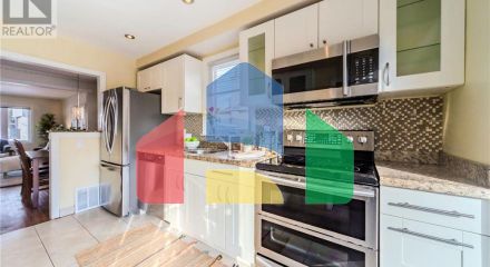 Residential - Single Family Home - Toronto, Canada - Canada