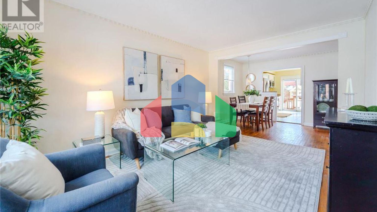 Residential - Single Family Home - Toronto, Canada - Canada