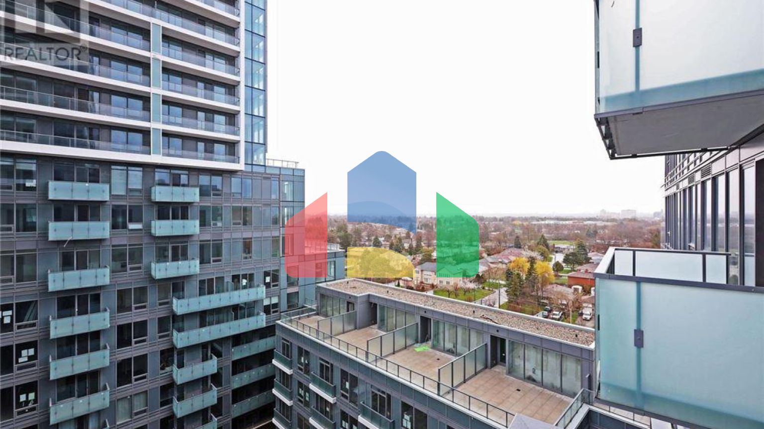 Residential - Single Family Home - Toronto, Canada - Canada