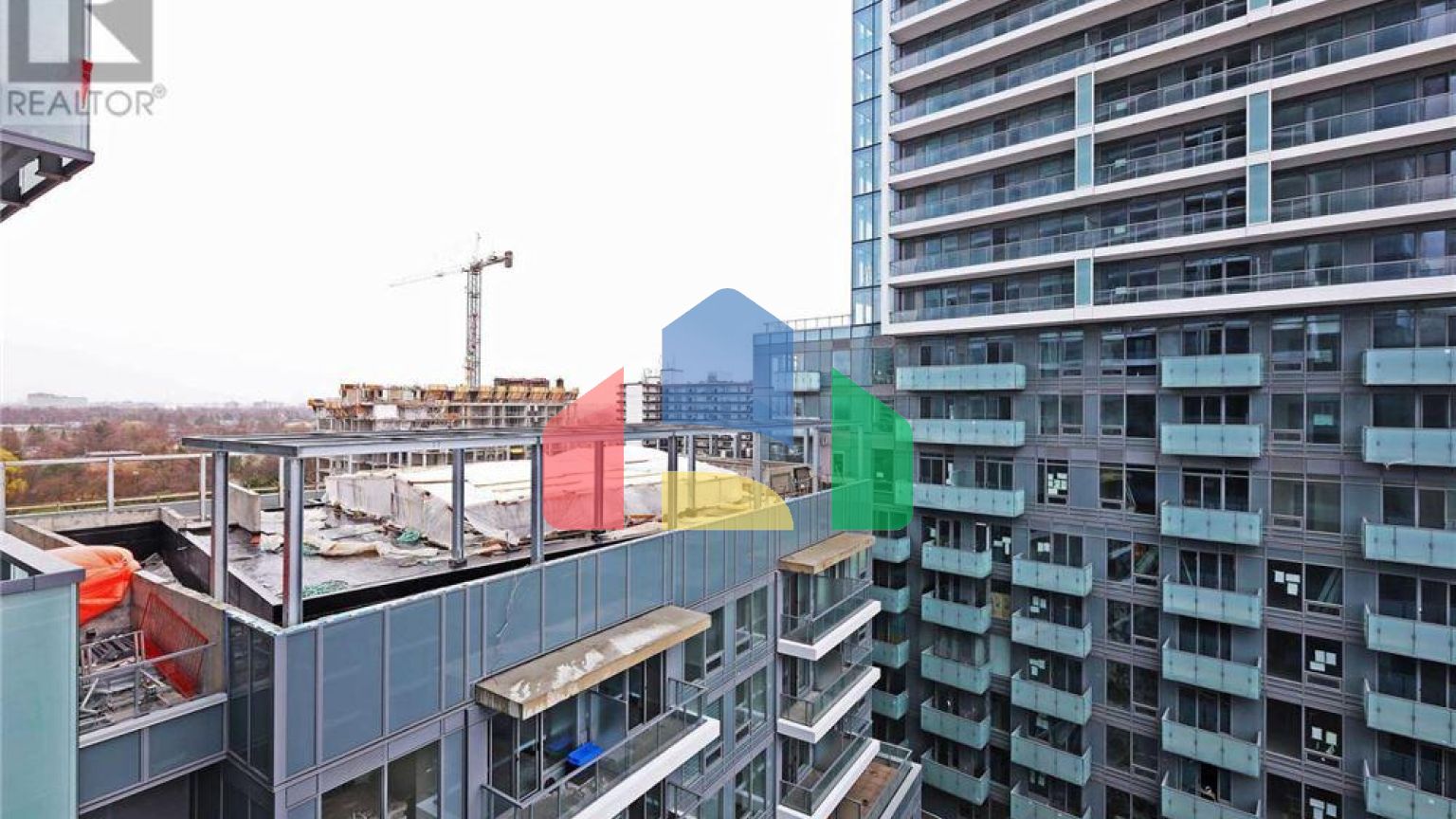 Residential - Single Family Home - Toronto, Canada - Canada