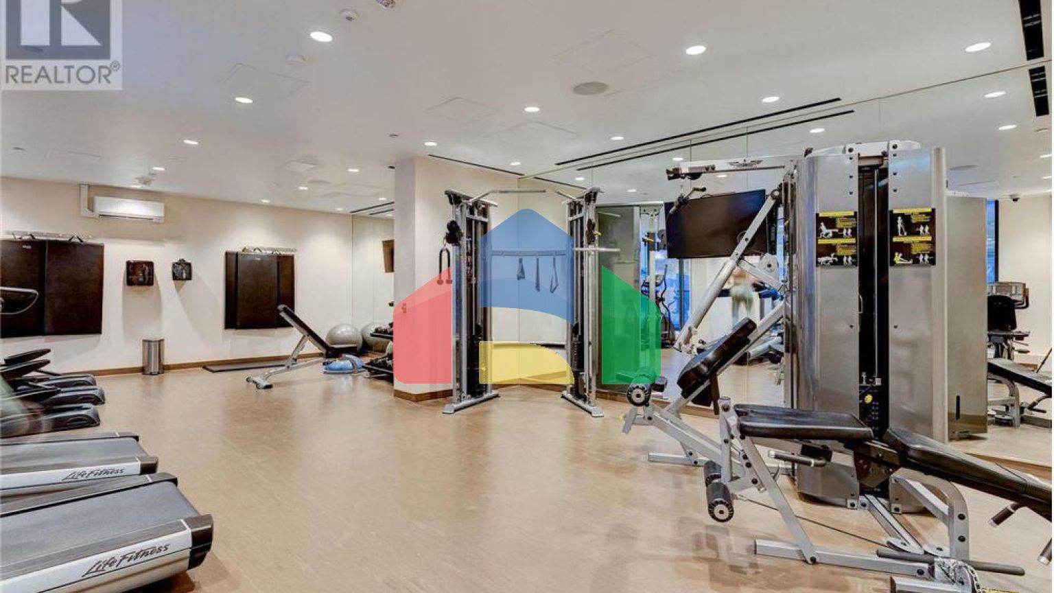 Residential - Condo/Apartment - Toronto, Canada - Canada