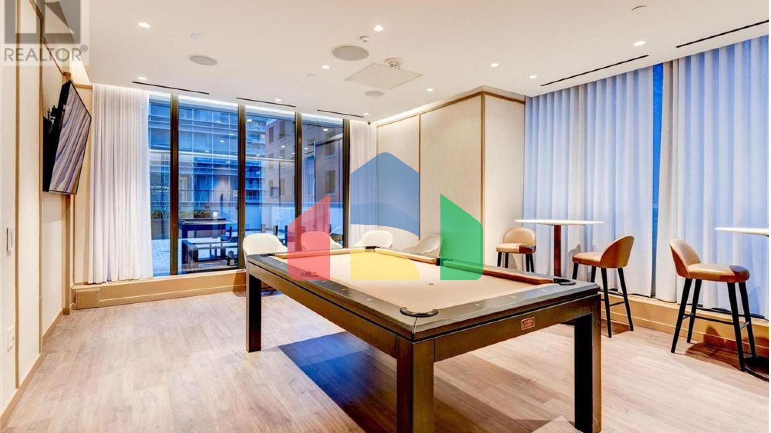 Residential - Condo/Apartment - Toronto, Canada - Canada