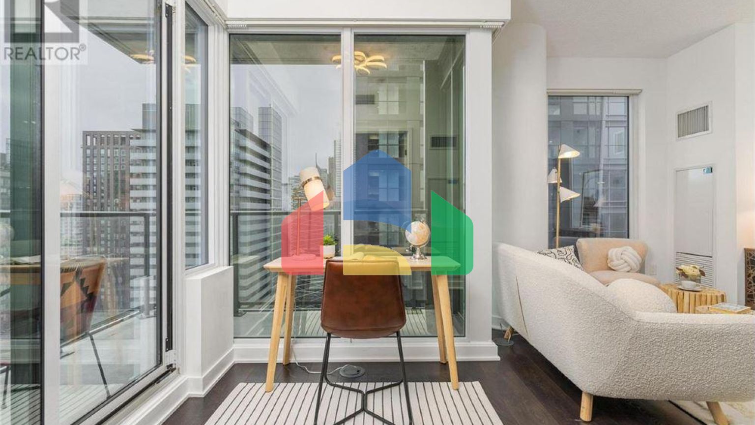 Residential - Condo/Apartment - Toronto, Canada - Canada