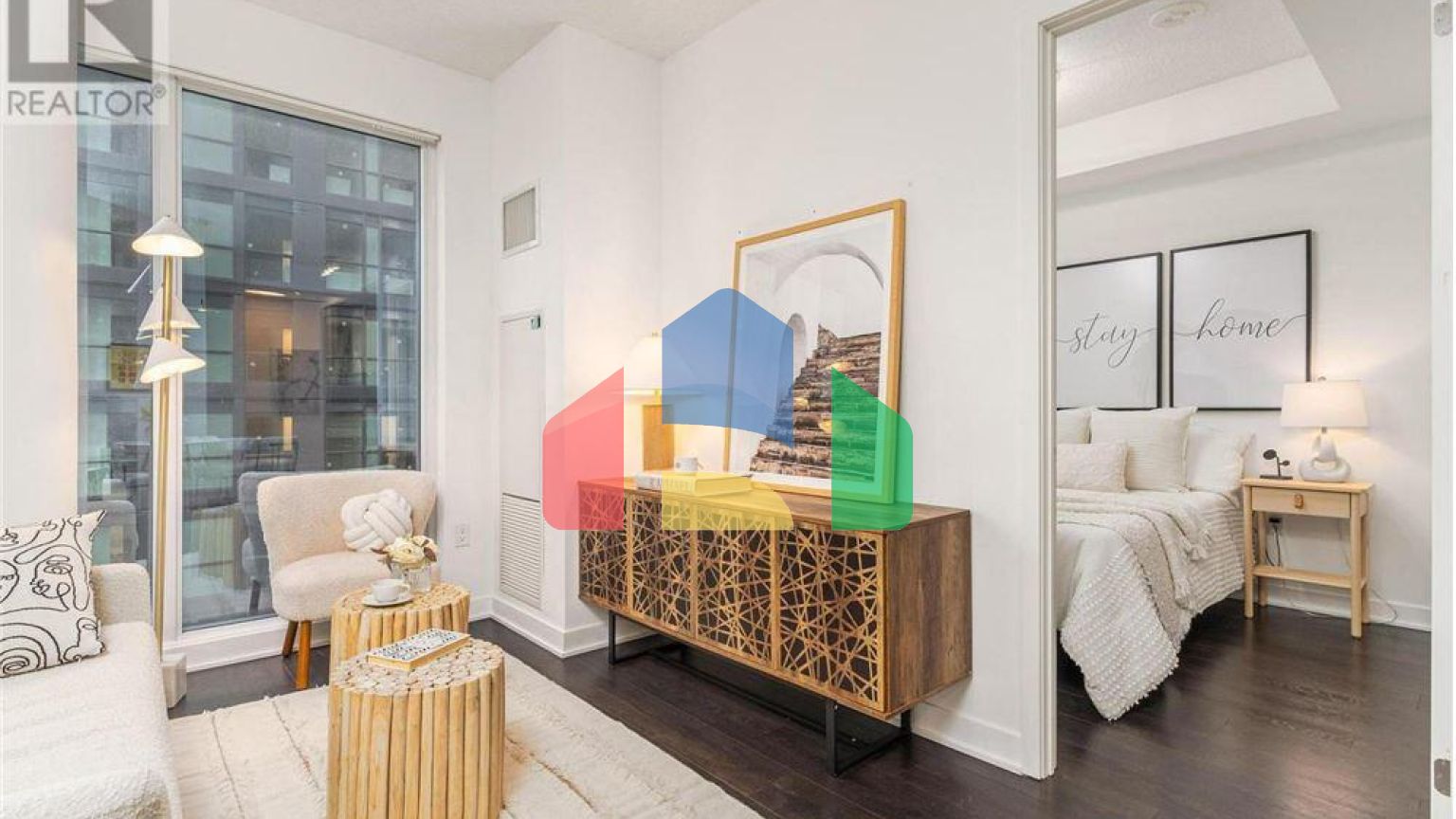 Residential - Condo/Apartment - Toronto, Canada - Canada