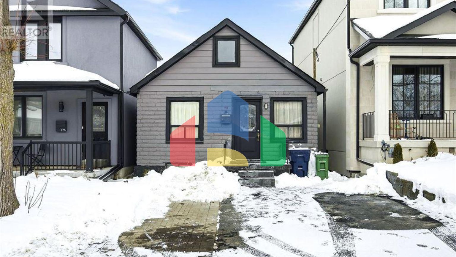 Residential - Single Family Home - Toronto, Canada - Canada