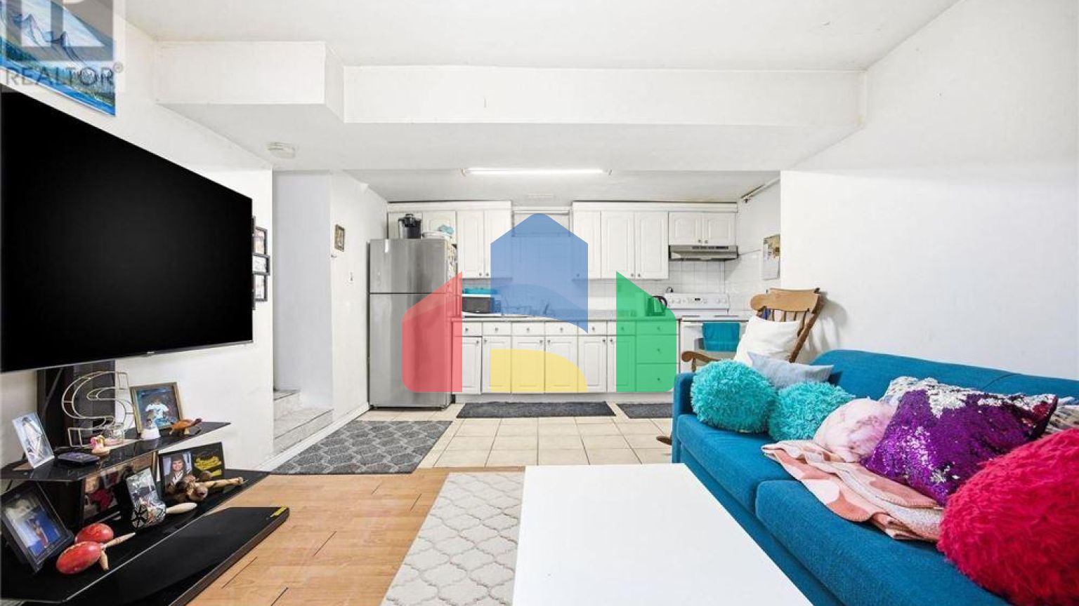 Residential - Single Family Home - Toronto, Canada - Canada