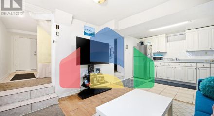 Residential - Single Family Home - Toronto, Canada - Canada