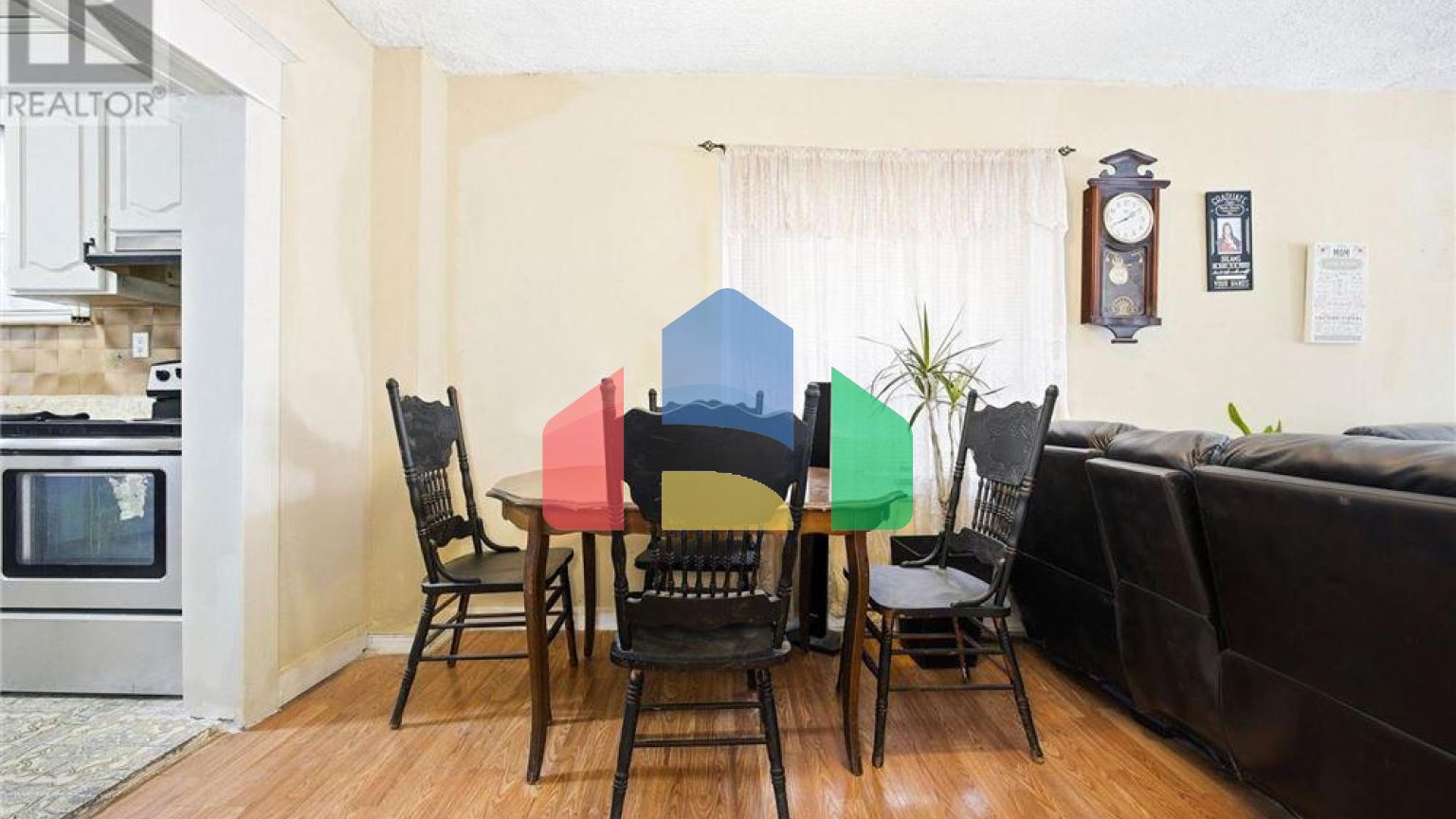 Residential - Single Family Home - Toronto, Canada - Canada