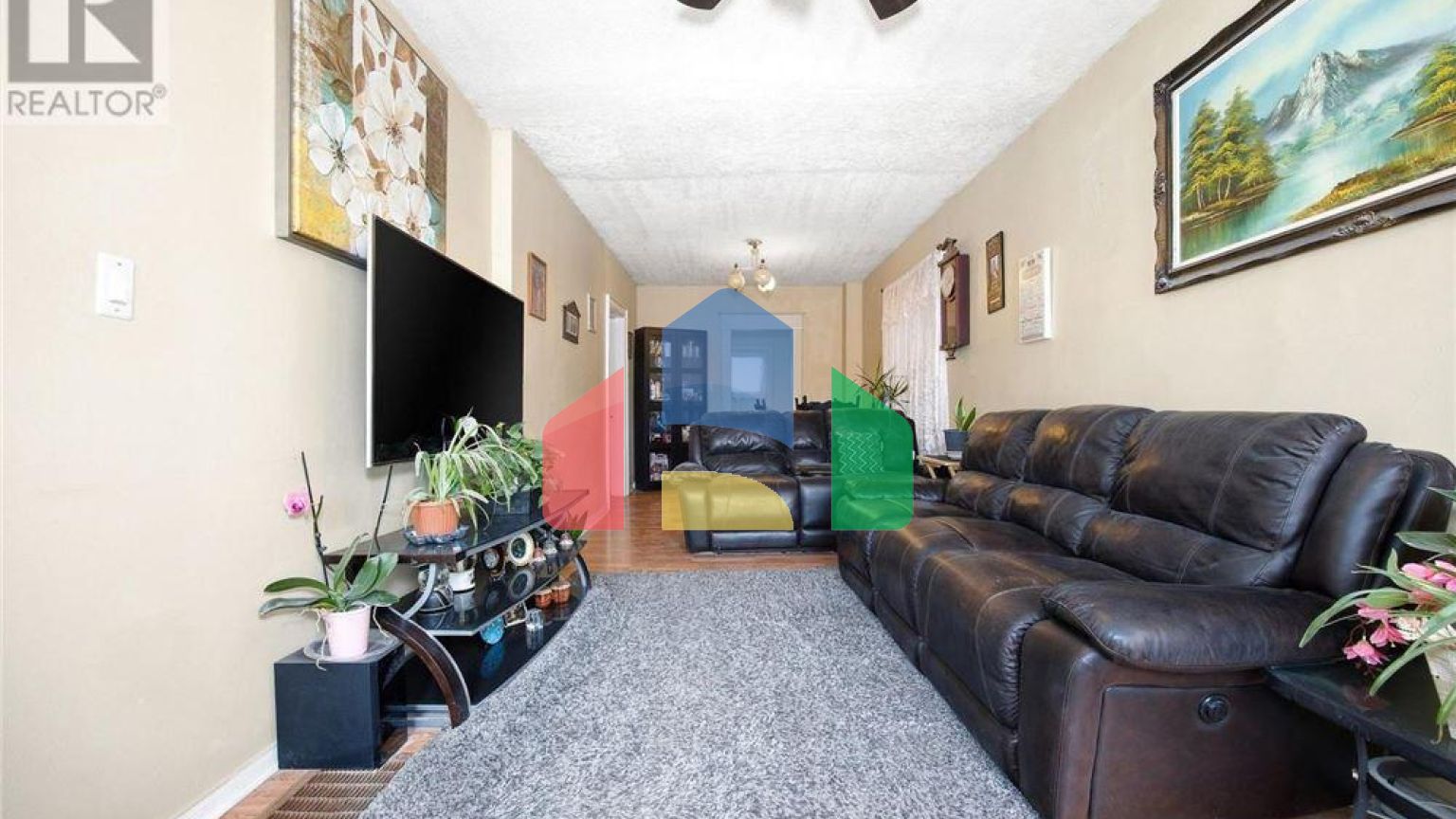 Residential - Single Family Home - Toronto, Canada - Canada