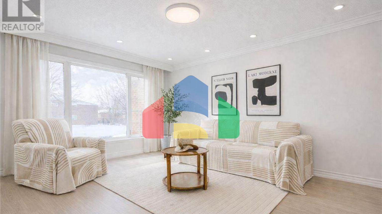 Residential - Single Family Home - Toronto, Canada - Canada