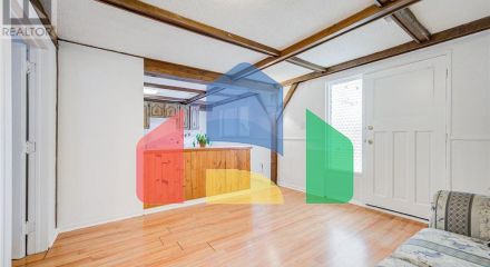 Residential - Single Family Home - Toronto, Canada - Canada