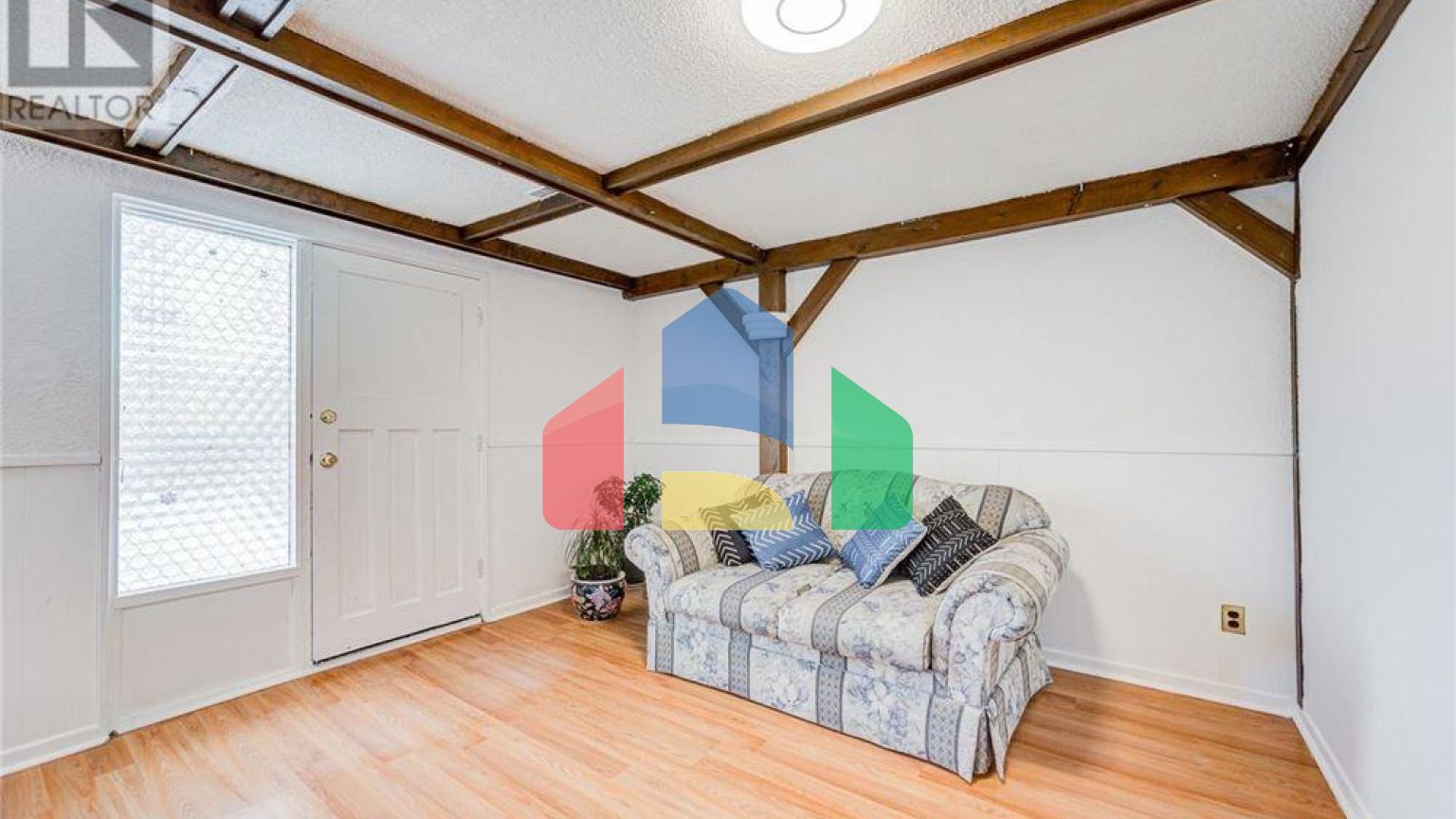 Residential - Single Family Home - Toronto, Canada - Canada