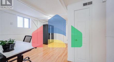 Residential - Single Family Home - Toronto, Canada - Canada