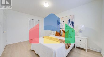 Residential - Single Family Home - Toronto, Canada - Canada