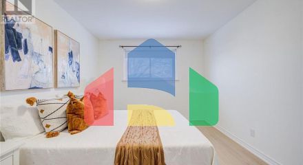 Residential - Single Family Home - Toronto, Canada - Canada