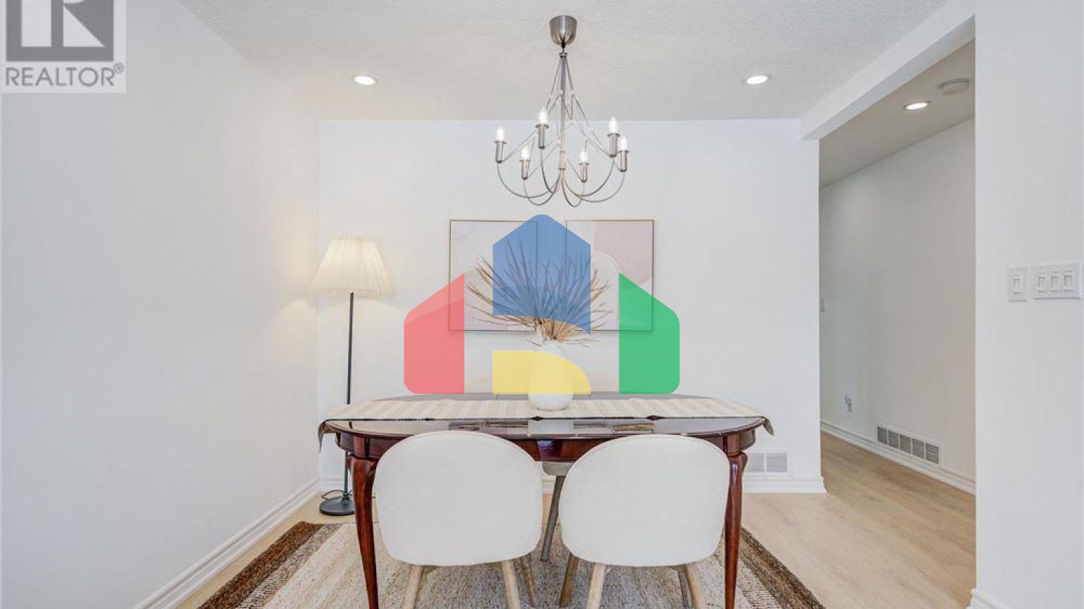 Residential - Single Family Home - Toronto, Canada - Canada