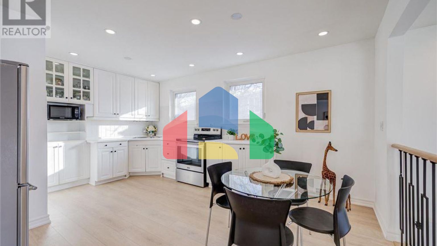 Residential - Single Family Home - Toronto, Canada - Canada