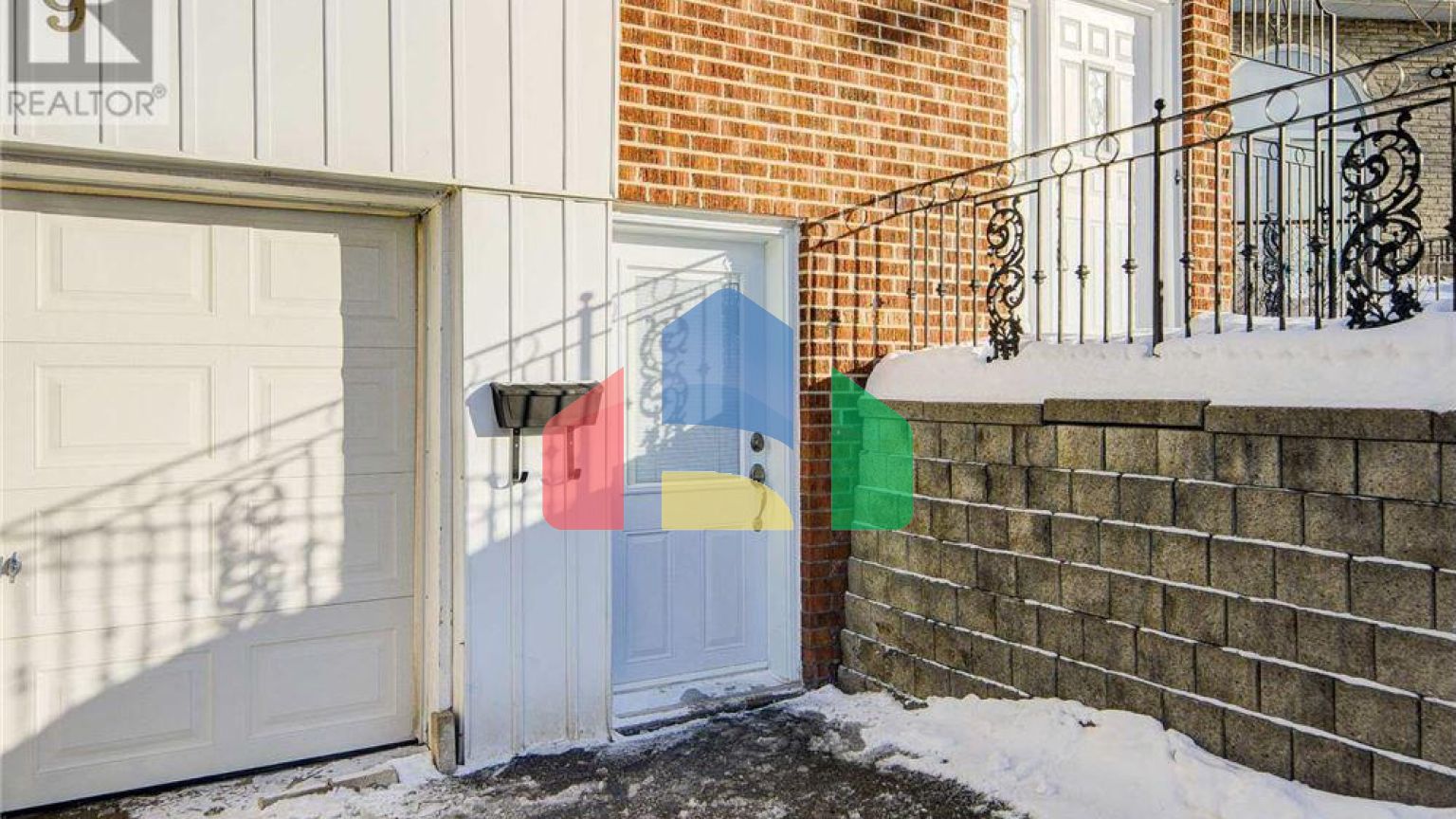 Residential - Single Family Home - Toronto, Canada - Canada