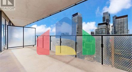 Residential - Single Family Home - Toronto, Canada - Canada