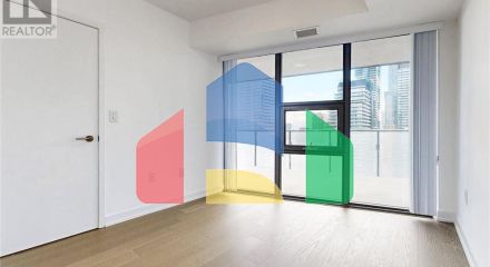 Residential - Single Family Home - Toronto, Canada - Canada