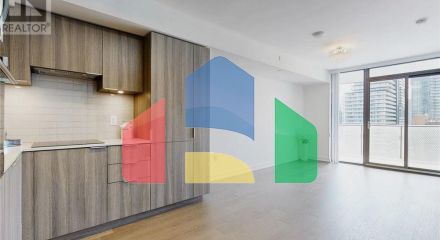 Residential - Single Family Home - Toronto, Canada - Canada