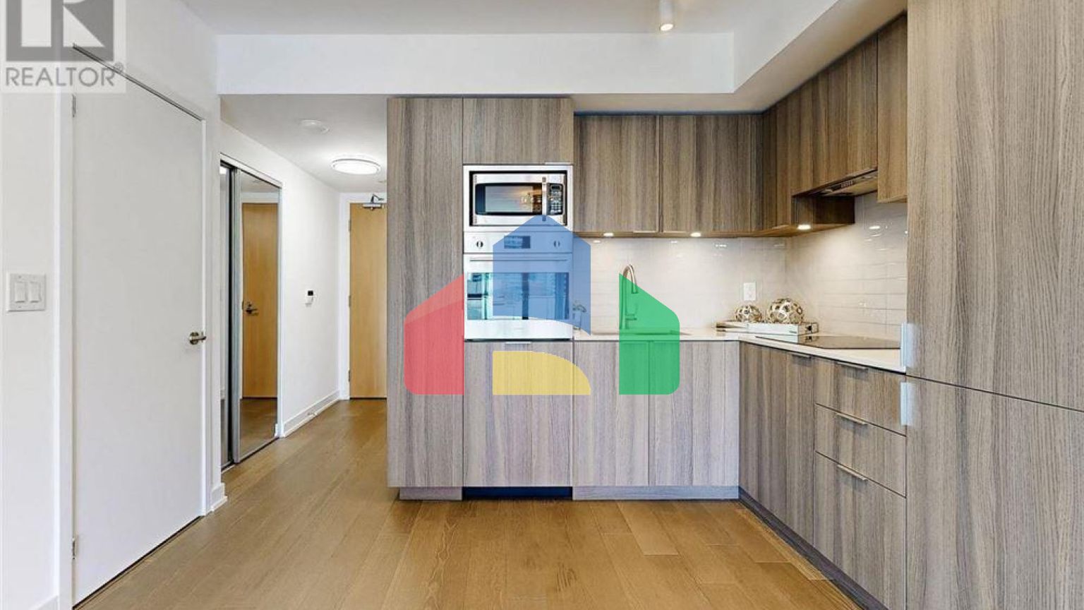 Residential - Single Family Home - Toronto, Canada - Canada