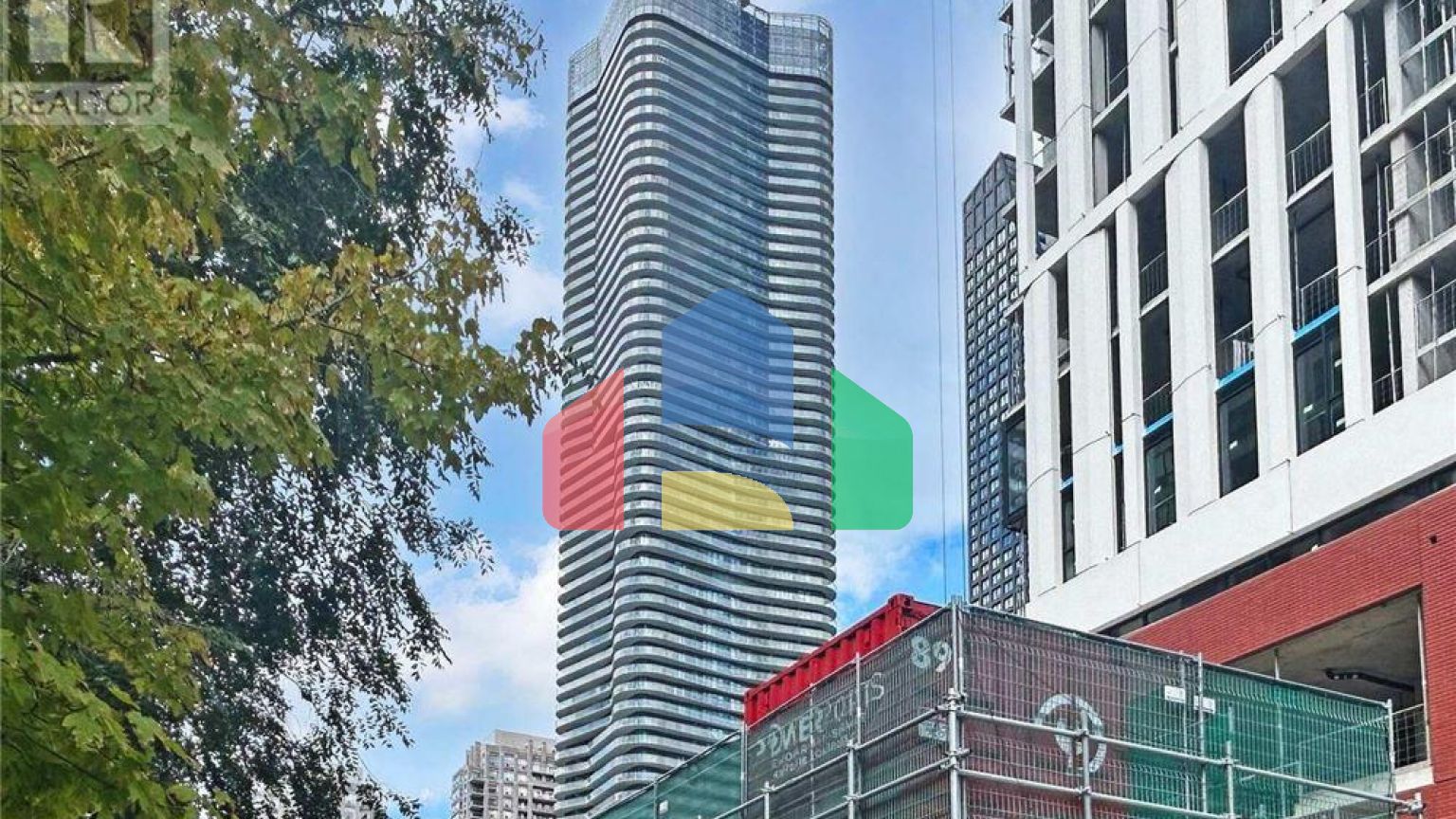 Residential - Single Family Home - Toronto, Canada - Canada