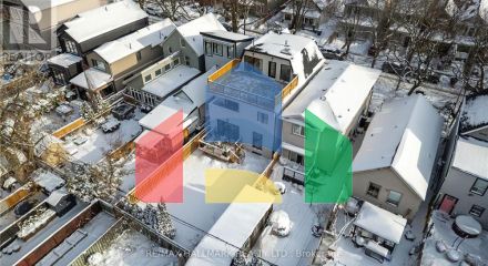 Residential - Single Family Home - Toronto, Canada - Canada